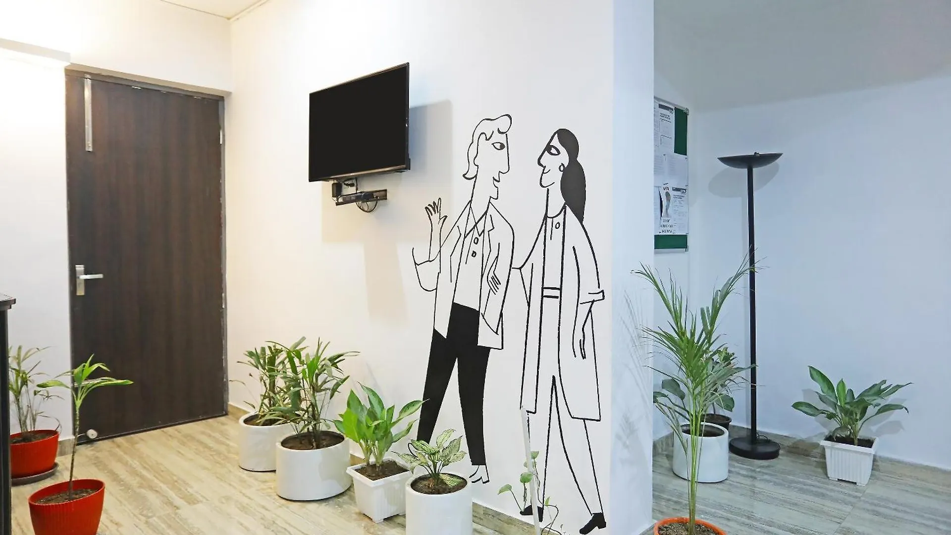 Super Townhouse Cloud Bay, Near Genpact, Sector-69, Gurgaon Hotel