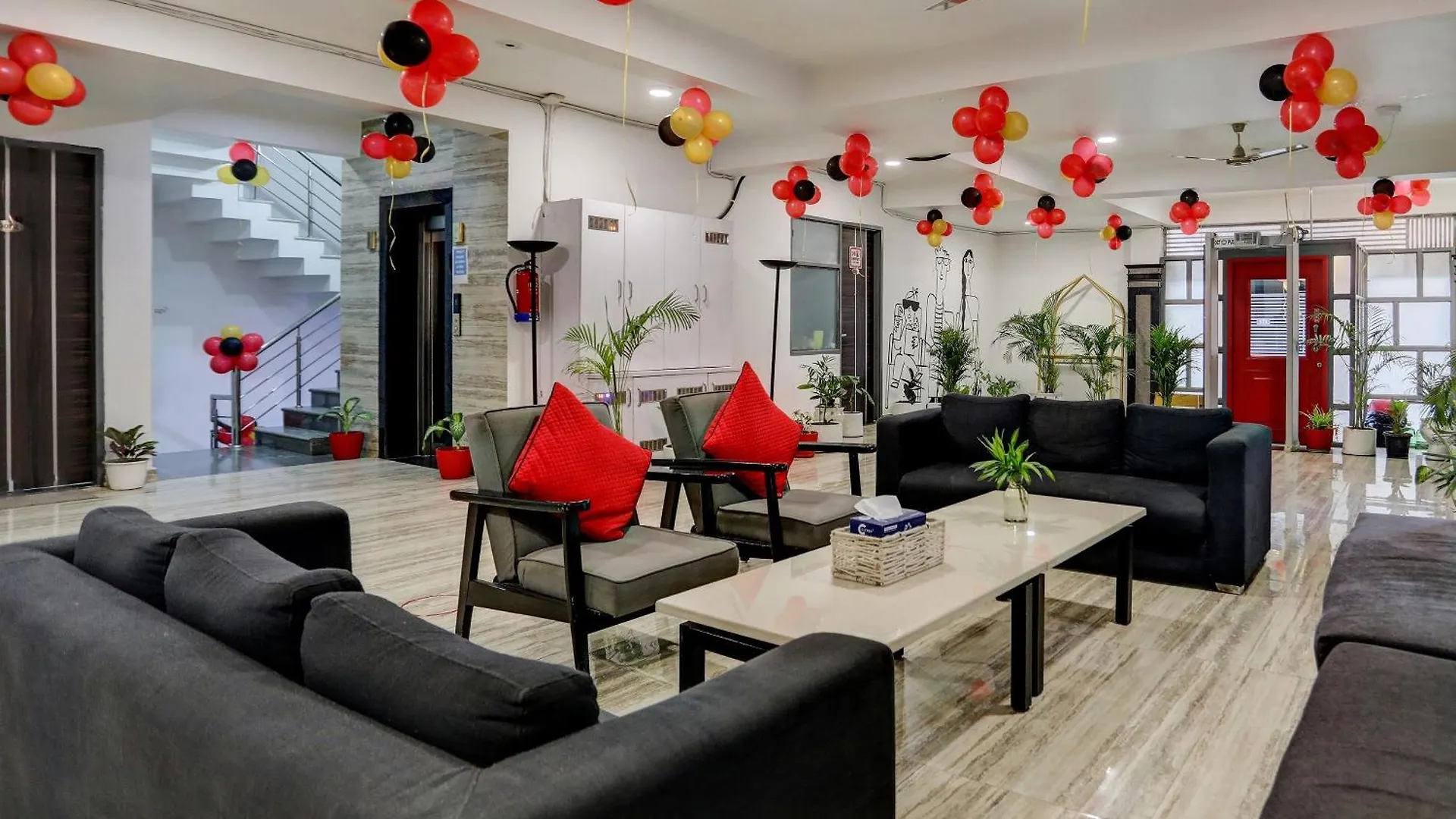 Super Townhouse Cloud Bay, Near Genpact, Sector-69, Gurgaon Hotel 4*,  India